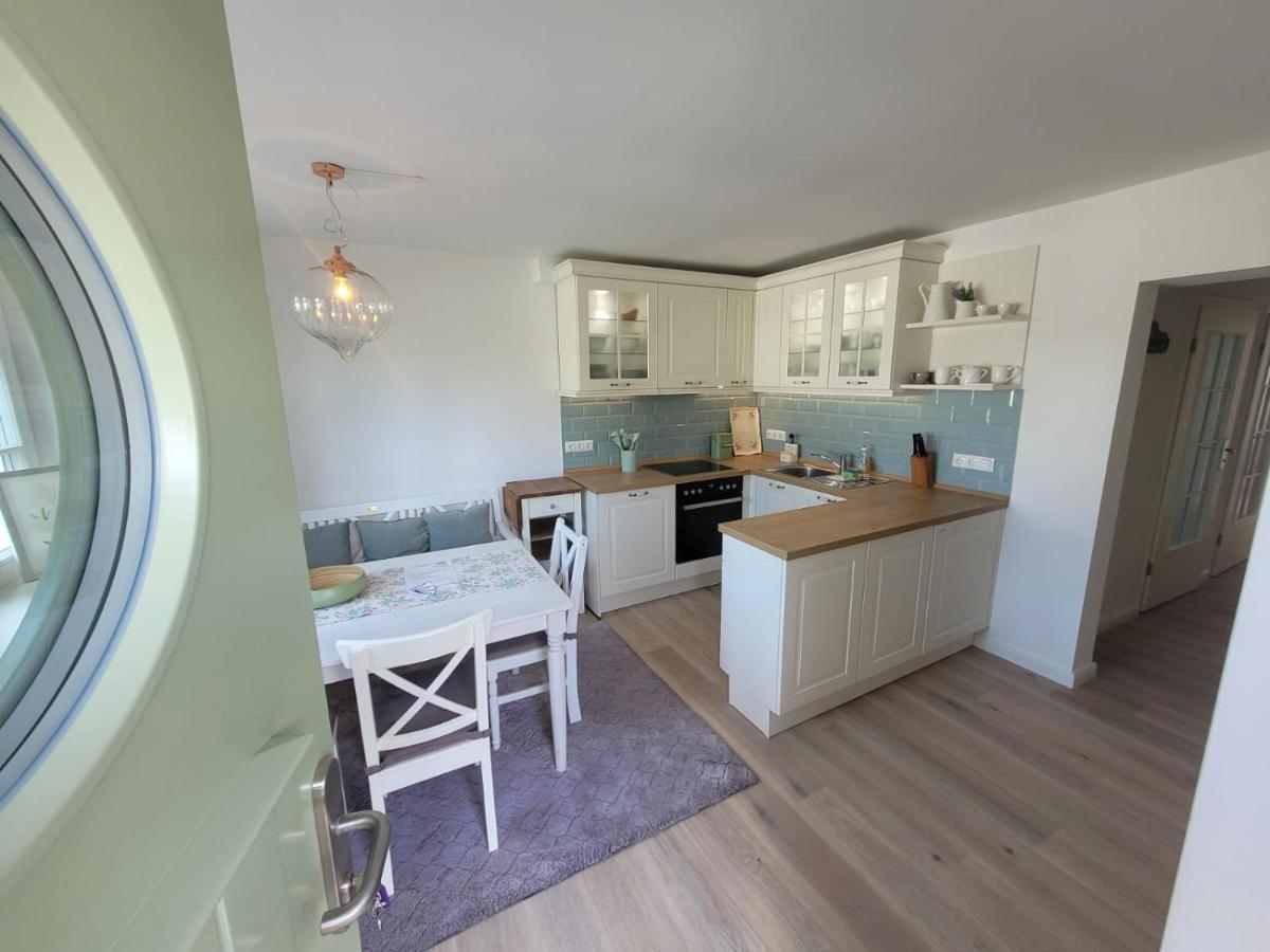 Ferienwohnung Duene Mit Kamin Und 2 Baedern In Boltenhagen Bagian luar foto